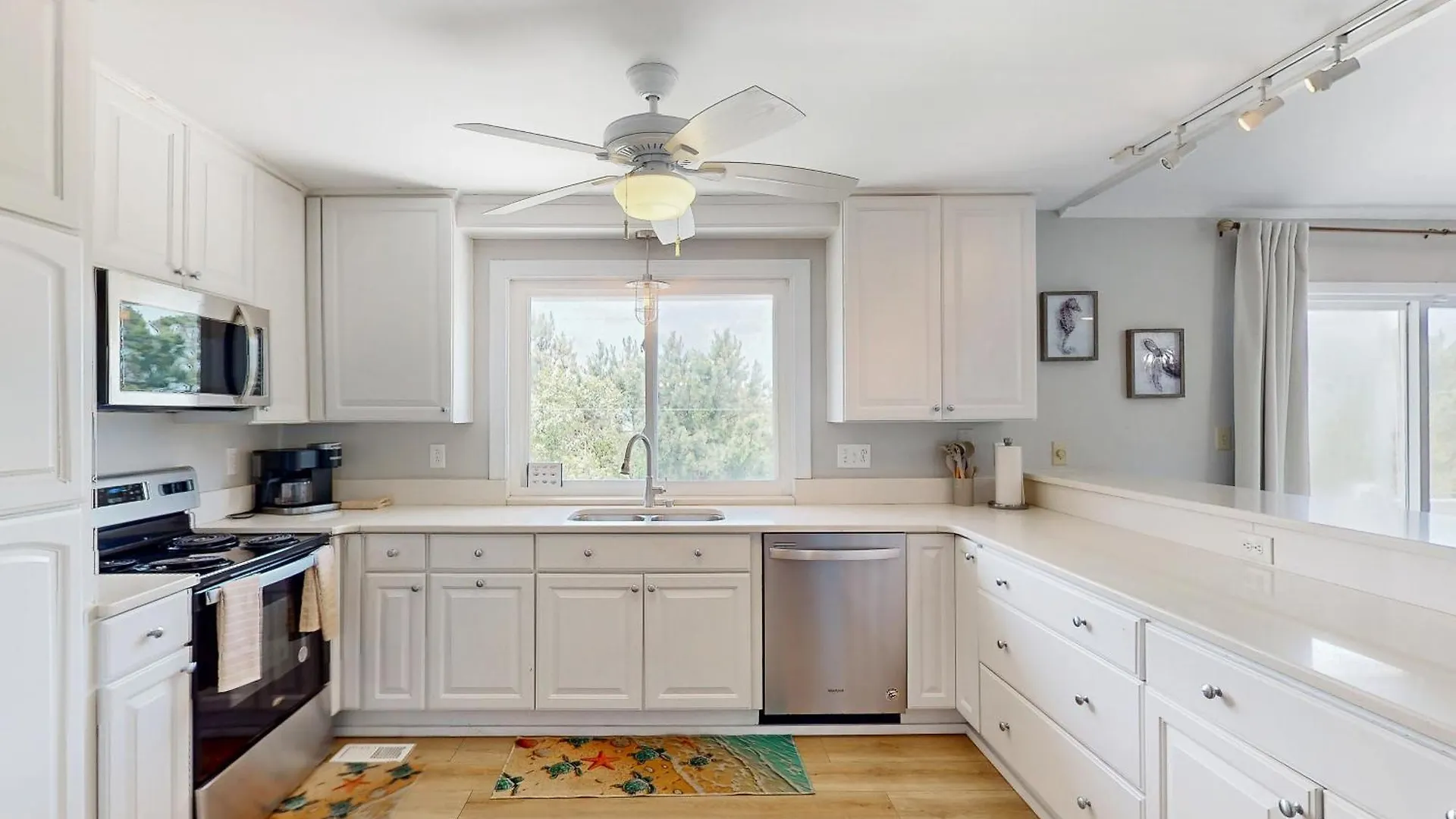 Beach Shell-A Virginia Beach Holiday home